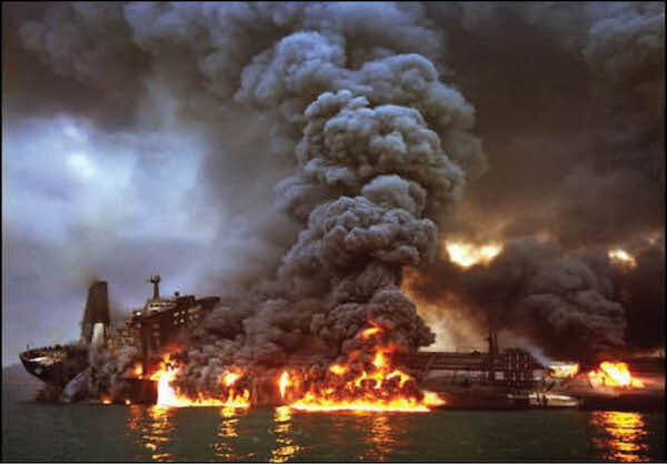 مقاومت مردم خارگ در تاریخ ایران اسلامی ماندگار است