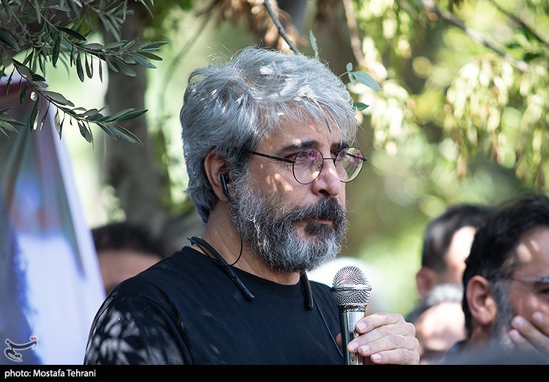 عکس/ تشییع «آرش میراحمدی» با حضور هنرمندان