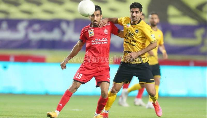 ستاره سابق سپاهان تا نیم‌فصل بیرون !