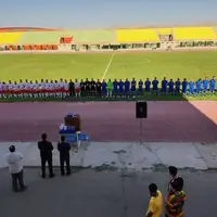 دیدار دوستانه فوتبال بین پیشکسوتان کردستان و حلبچه عراق برگزار شد
