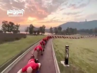 هزارپای انسانی تمرین جالب بازنشسته های چینی