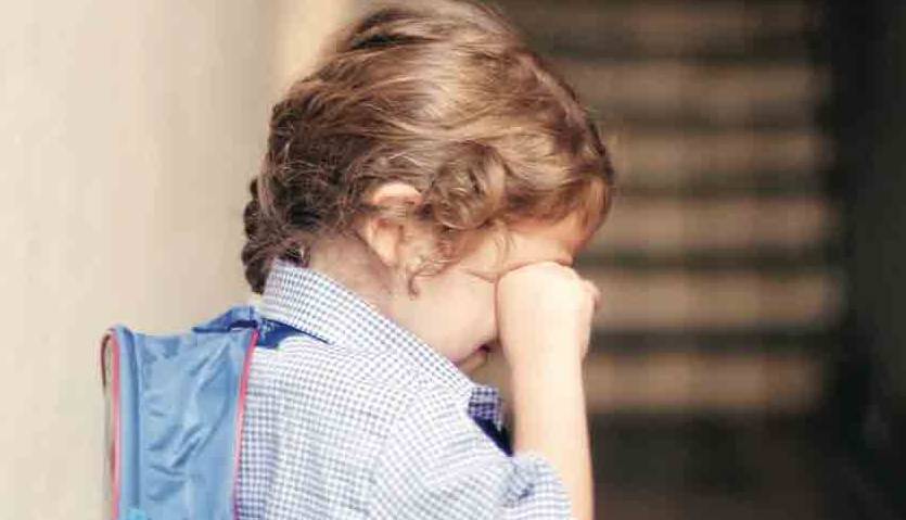 آمادهکردن کودکان وابسته برای حضور در مدرسه