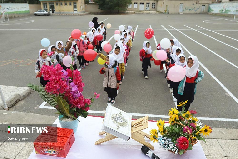 جشن شکوفه‌ها در آذربایجان شرقی