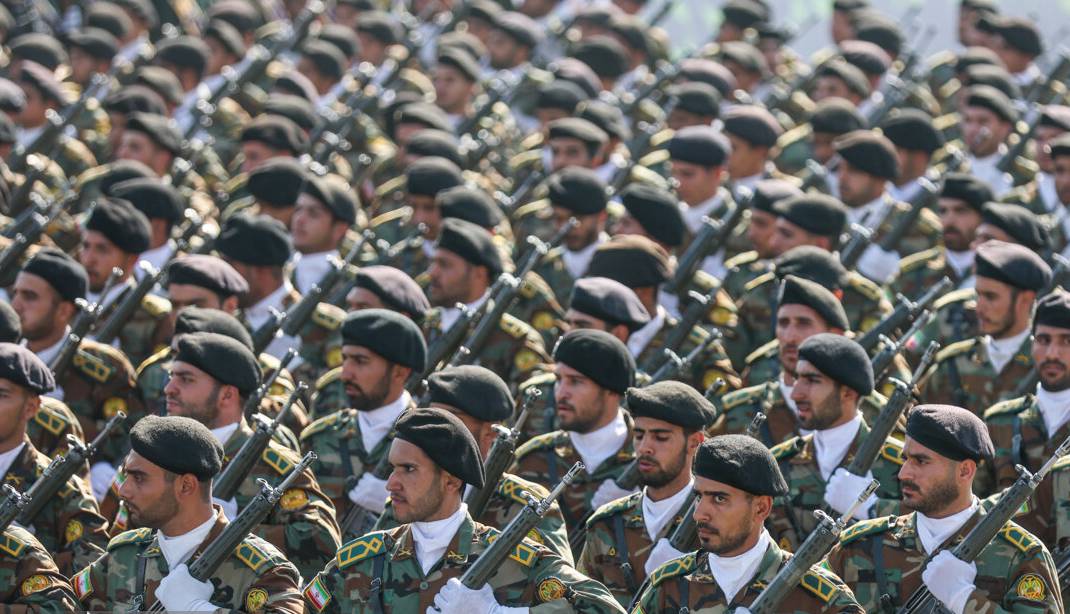 رژه نیروهای مسلح در همدان برگزار شد