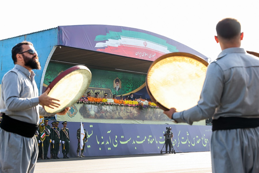 عکس/ حواشی رژه نیروهای مسلح با حضور رئیس جمهور