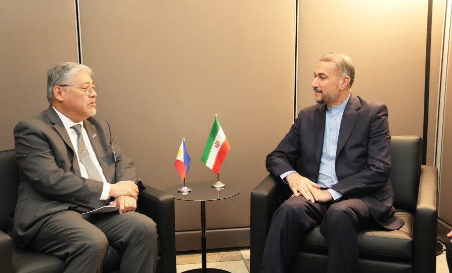 ادامه دیدارهای وزیر امور خارجه با همتایان خارجی خود