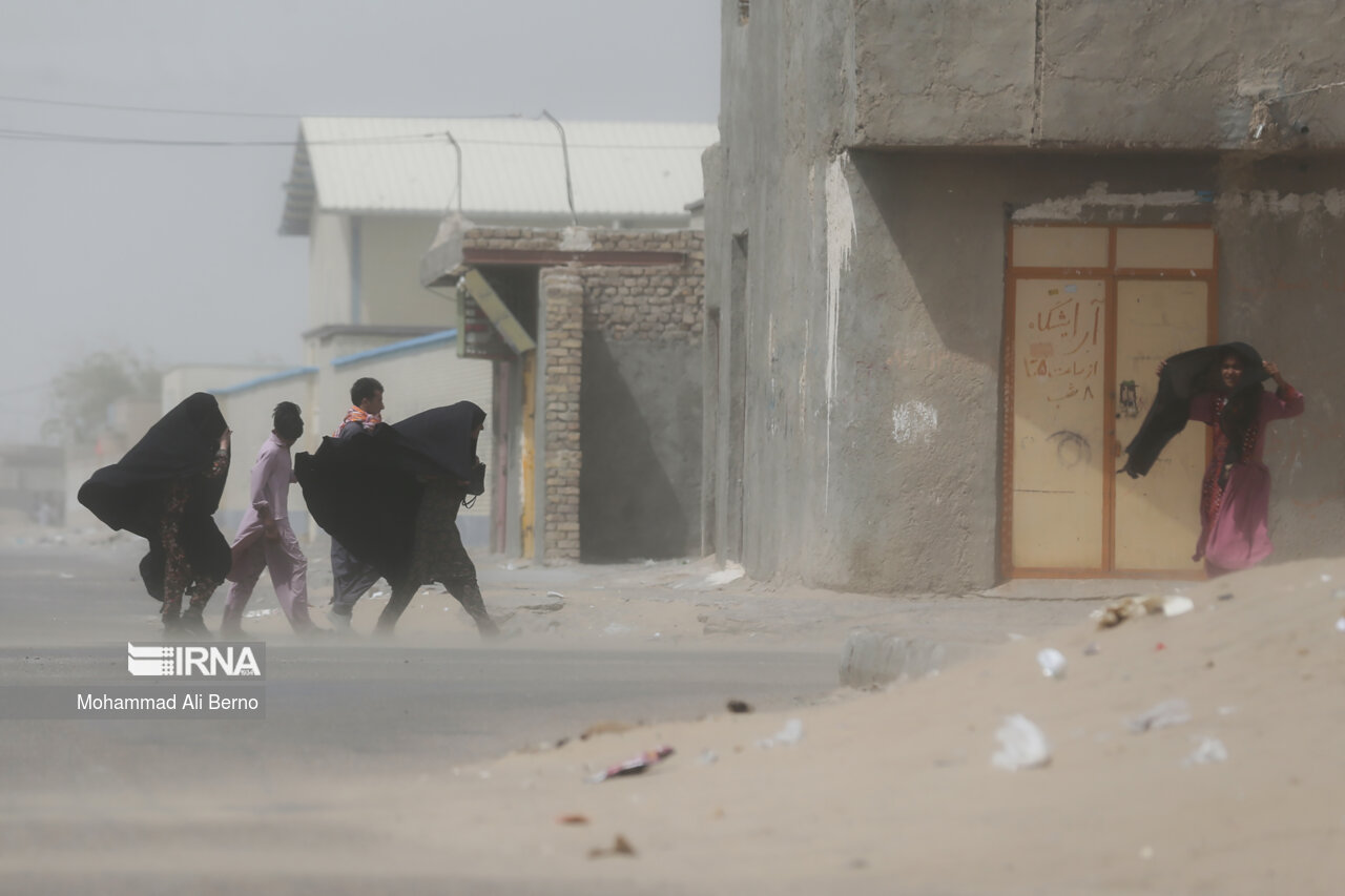 سرعت طوفان در زابل به ۱۰۸ کیلومتر بر ساعت رسید