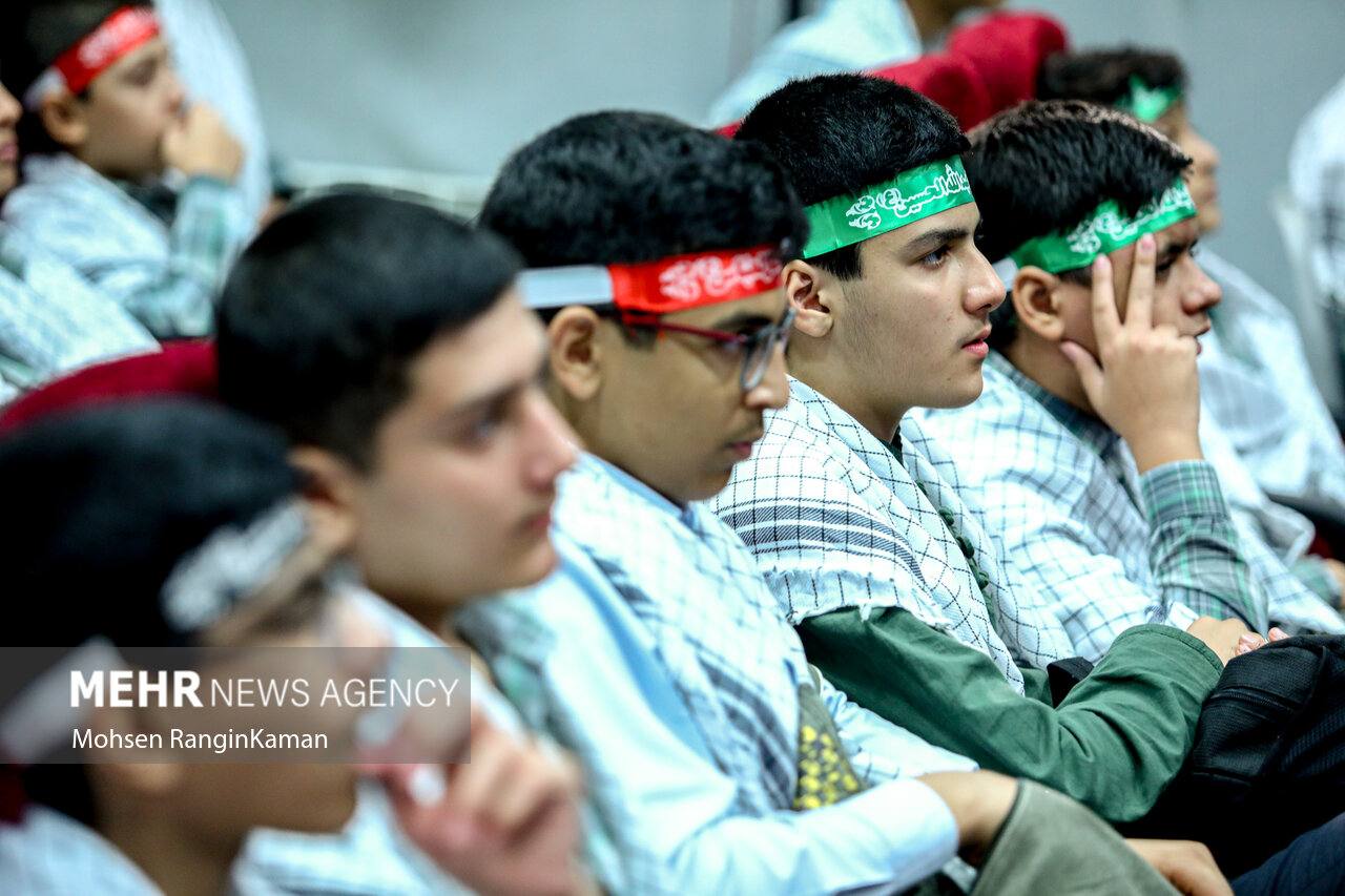 سیزدهمین مراسم زنگ دانش‌آموز شهید