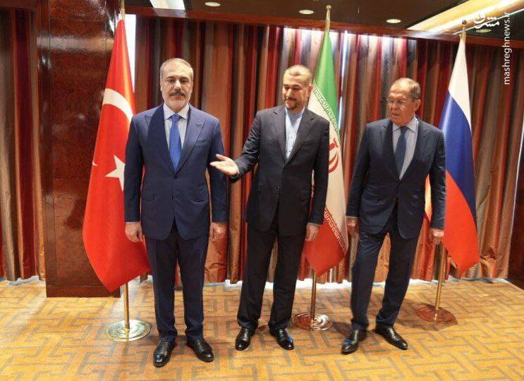 عکس/ نشست مشترک وزرای خارجه ایران، روسیه و ترکیه در سازمان ملل