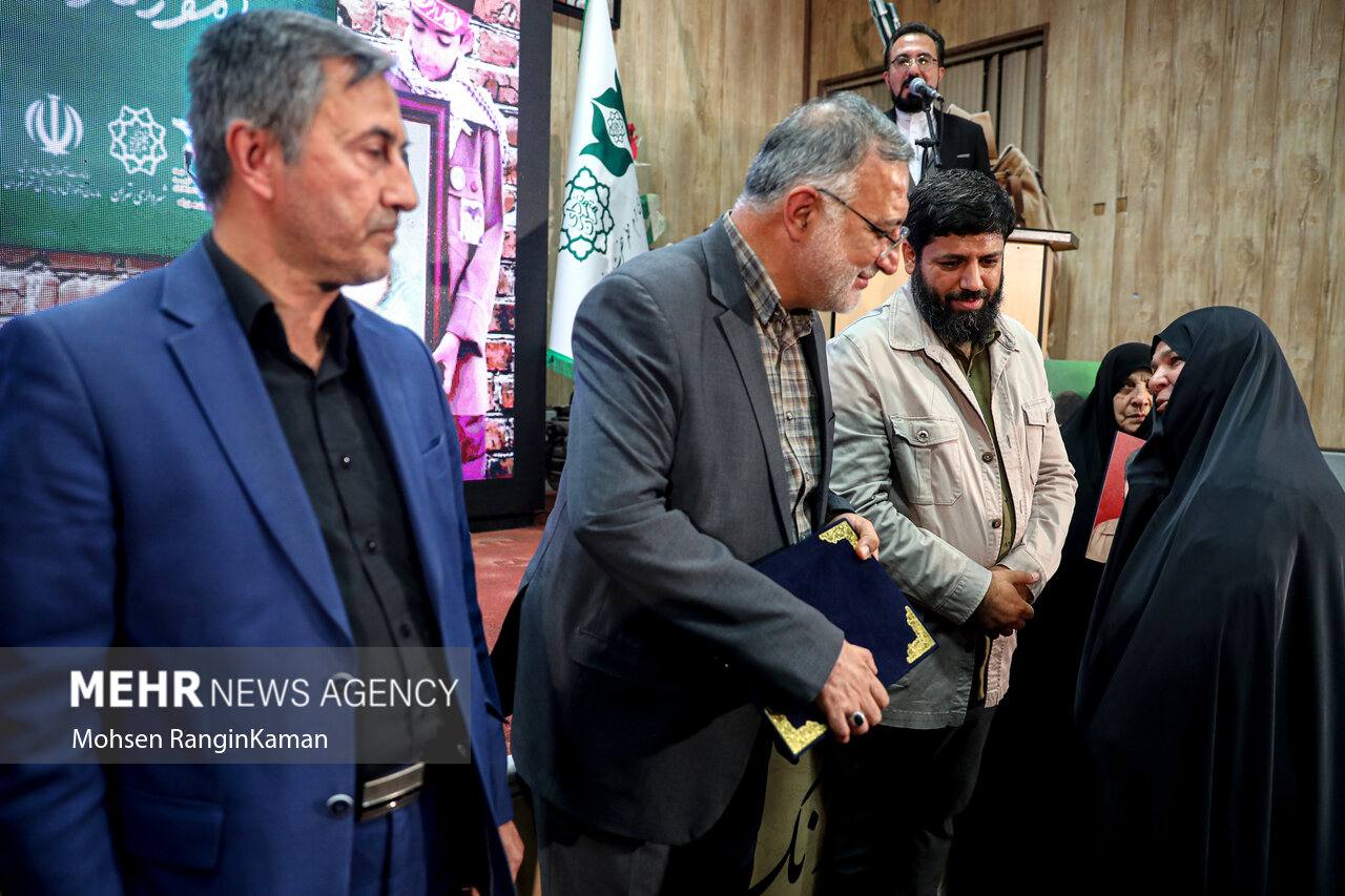 سیزدهمین مراسم زنگ دانش‌آموز شهید