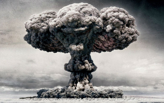 انفجار هسته ای در زمین 