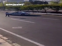 برخورد عجیب پلیس راهور برای متوقف کردن یک موتور سنگین