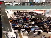 هجوم طرفداران اپل برای خرید آیفون ۱۵به دبی مال
