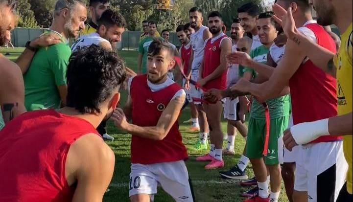فتهپای شهریار زیر پای فرشاد در روز تولدش