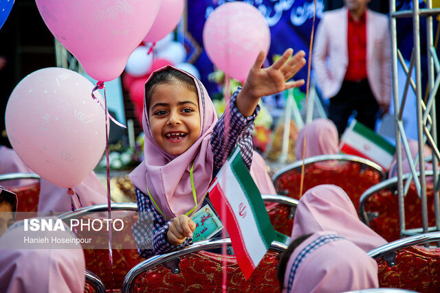 ۳۷۰ هزار دانش‌آموز کرمانشاه راهی مدارس شدند