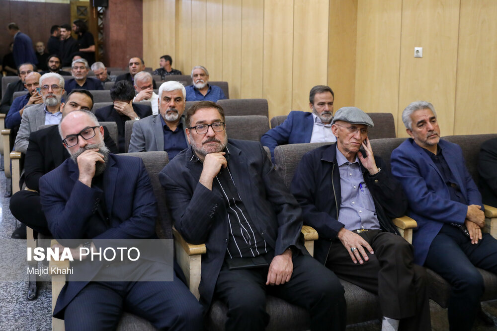 عکس/ چهره های سینمایی در مراسم ختم مادر مجید مجیدی