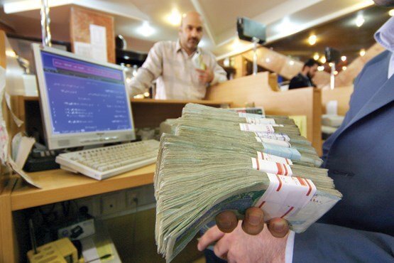 کدامیک از بانک‌ها در انتشار تسهیلات کلان بانکی تاخیر داشتند؟