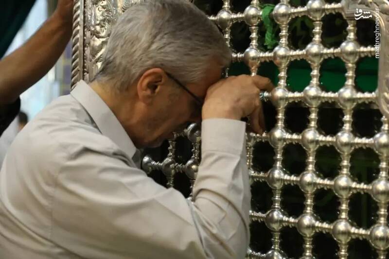 حضور سرلشکر باقری در حرم حضرت معصومه(س)