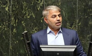 نماینده مجلس خطاب به دولت رئیسی: فشار، لابیگری، تماس و پیامک را تعطیل کنید