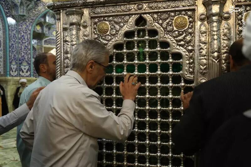حضور سرلشکر باقری در حرم حضرت معصومه(س)