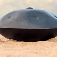 اجرای آرامش بخش «هنگ درام» کنار دریا 