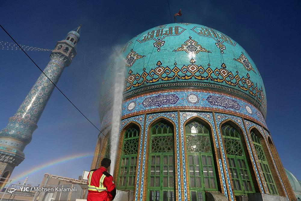 عکس/ شستشوی گنبد مسجد مقدس جمکران