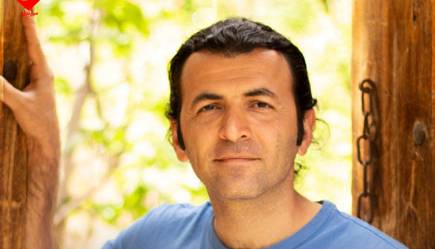 قطعه دلنشین «جانا چرا با ناز» با صدای طاهر قریشی