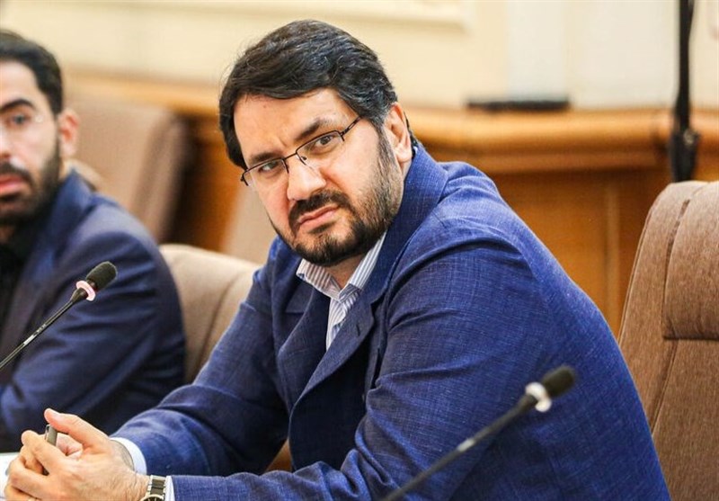 گران‌فروشی 40درصدی فولاد در بورس کالا؛ بذرپاش: با توهین‌ها عقب‌نشینی نمی‌کنم