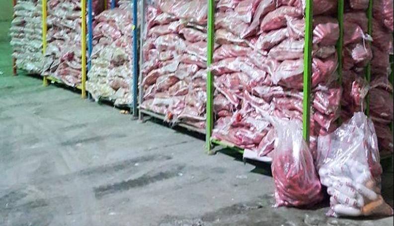 پلمب یک کارخانه تولید سوسیس در تاکستان با دستور قضایی