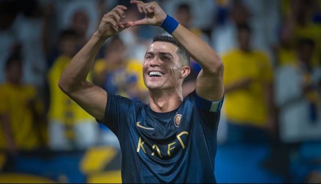 رقیب پرسپولیس با رونالدو محبوبترین تیم دنیا شد!