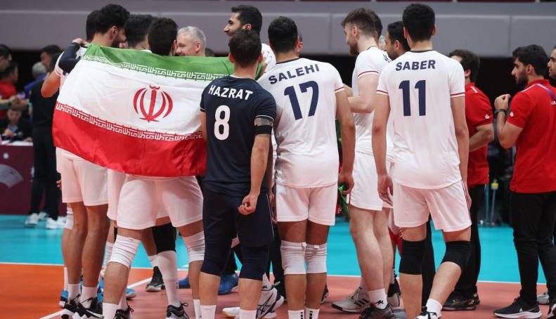 والیبال و هتتریک طلا