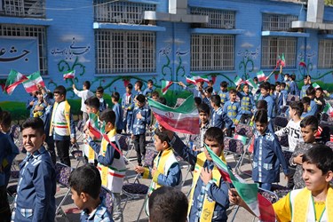 نمایش مهربانی در جشن عاطفه‌ها