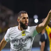 بنزما در تدارک سفر به اصفهان!