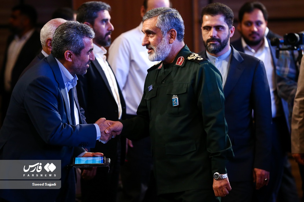 عکس/ سردار حاجی زاده در مراسم رونمایی از "مستند پرچمدار"