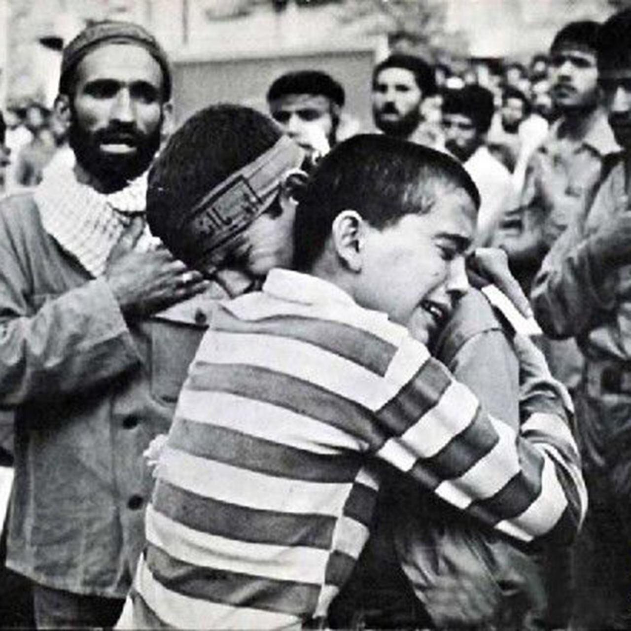 ۱۸ لحظه عاشقانه در دفاع مقدس!(بخش دوم)