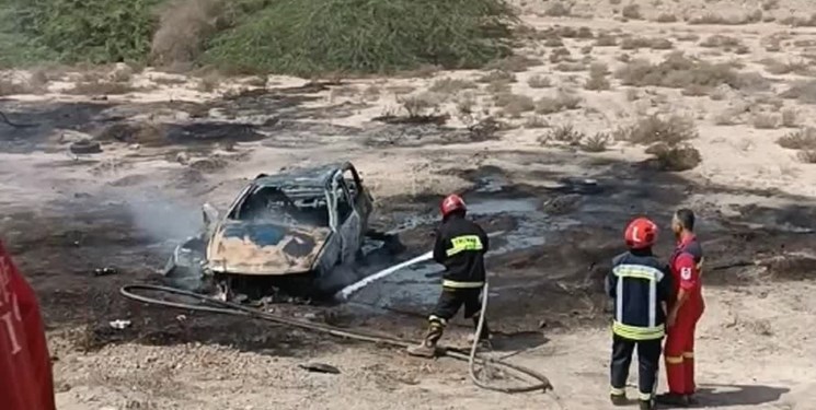 آتشسوزی سمند سوختبر در جاده بندرعباس - خمیر؛ یک نفر جان باخت
