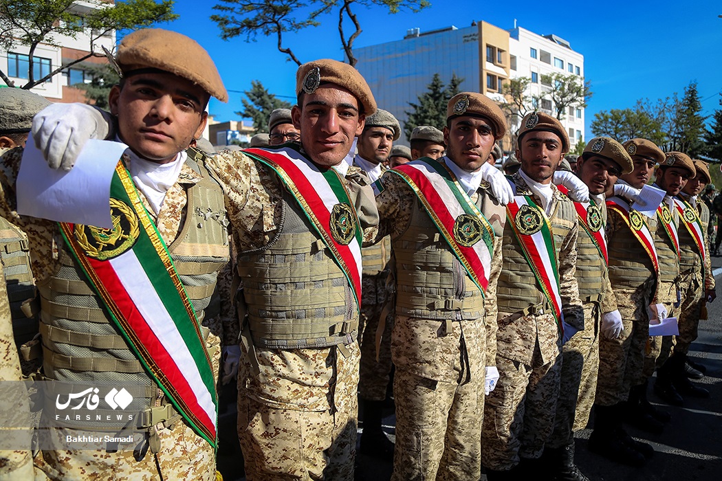 عکس/ روز سرباز مبارک