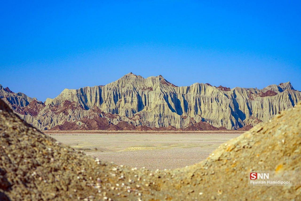 قابی زیبا از کوه‌های مریخی چابهار