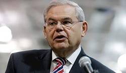 سناتورهای دموکرات استعفای منندز را خواستار شدند