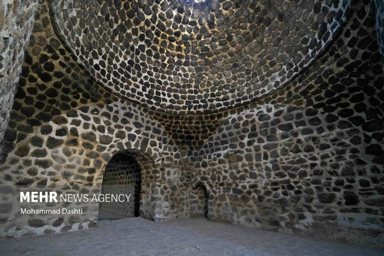 کاروانسرای متفاوت سنگی صائین