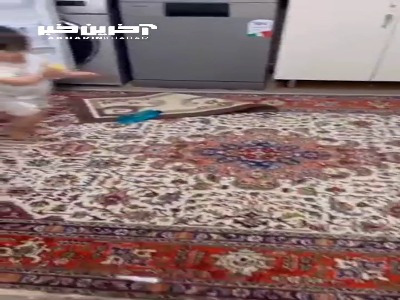 وقتی که چهارقلوها با باباشون خونه تنها باشن