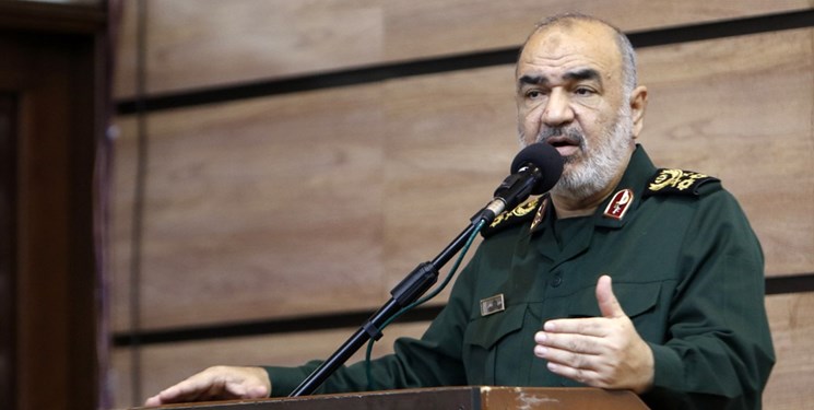 فرمانده کل سپاه: از تصاویر ماهواره «نور 3» برای نیازهای اطلاعاتی سپاه استفاده میشود