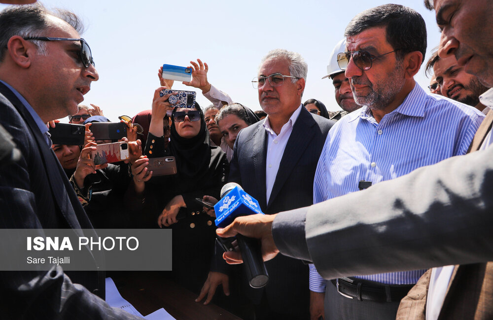 عکس/ سفر ضرغامی به جیرفت