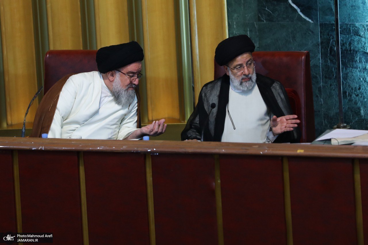 دوازدهمین اجلاس رسمی دوره پنجم مجلس خبرگان رهبری 