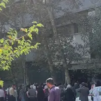 جزئیات تجمع والدین دبیرستان دخترانه مقابل آموزش‌وپرورش