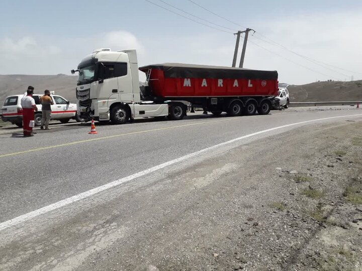 واژگونی تریلی در محور آشخانه ـ جنگل گلستان ۲ کشته بر جای گذاشت