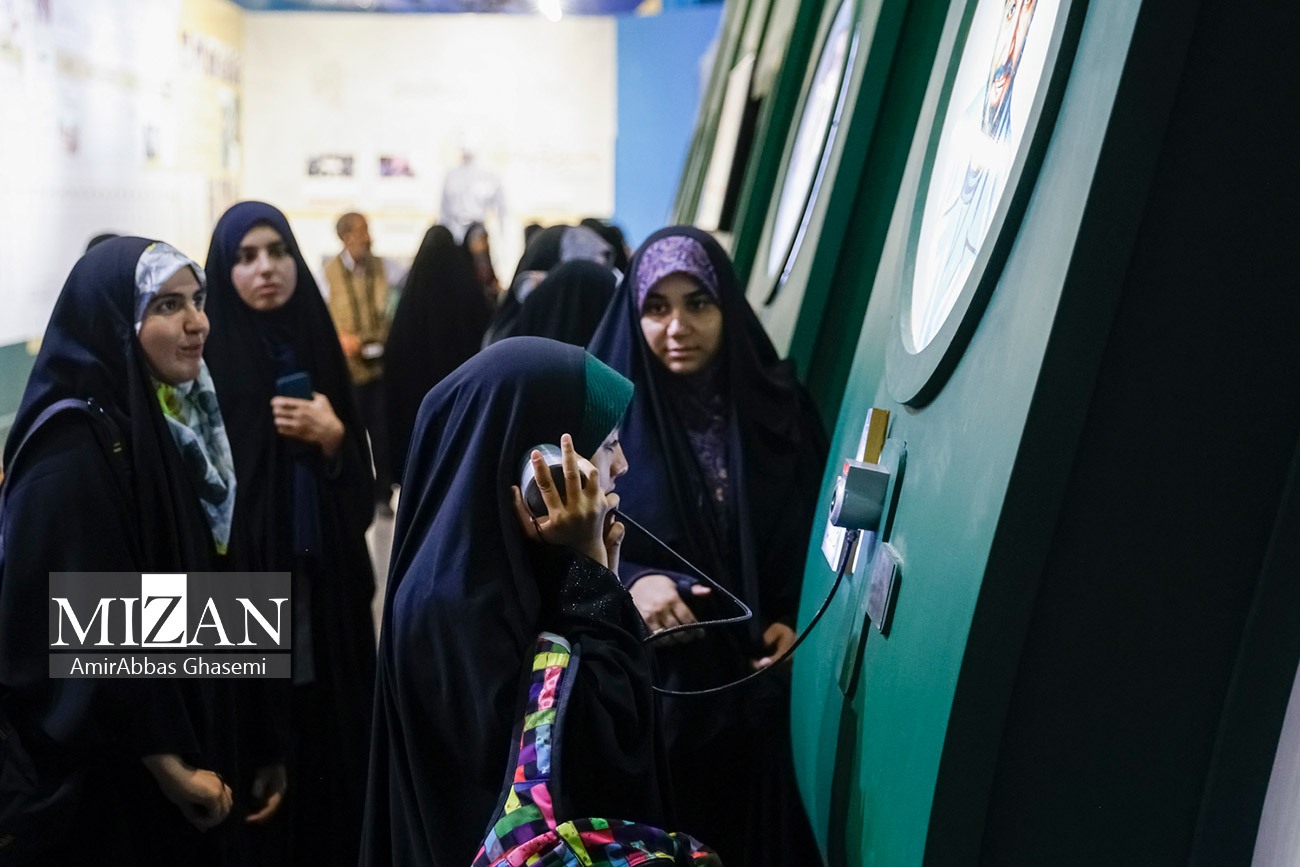 نمایشگاه دائمی "در لباس سربازی"