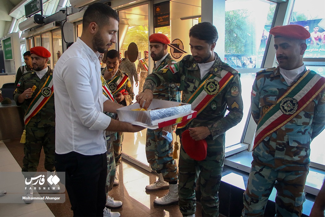 عکس/ استقبال اهوازی‌ها از مدال‌آوران فرنگی‌کار خوزستانی
