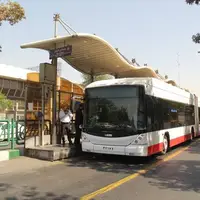 تردد اتوبوس‌های ۲۵ متری در خیابان‌های پایتخت
