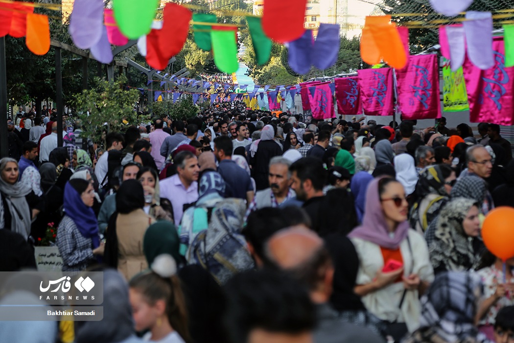 عکس/ پذیرایی سنندجی ها در جشن بزرگ «مهمانی امت احمد» 